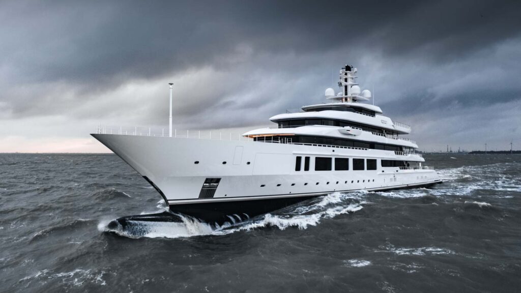 motor yacht infinity