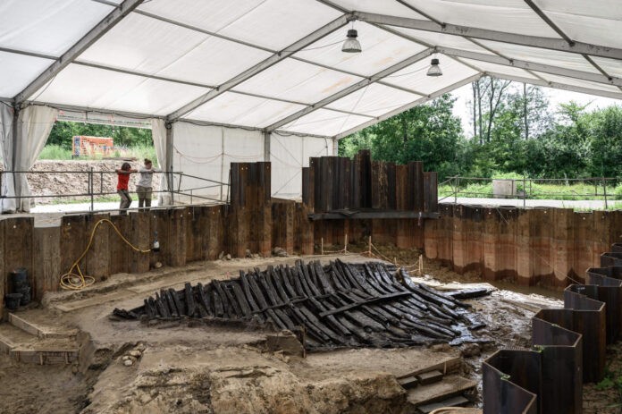 Archaeologists discover 1,300-year-old shipwreck in southwest France