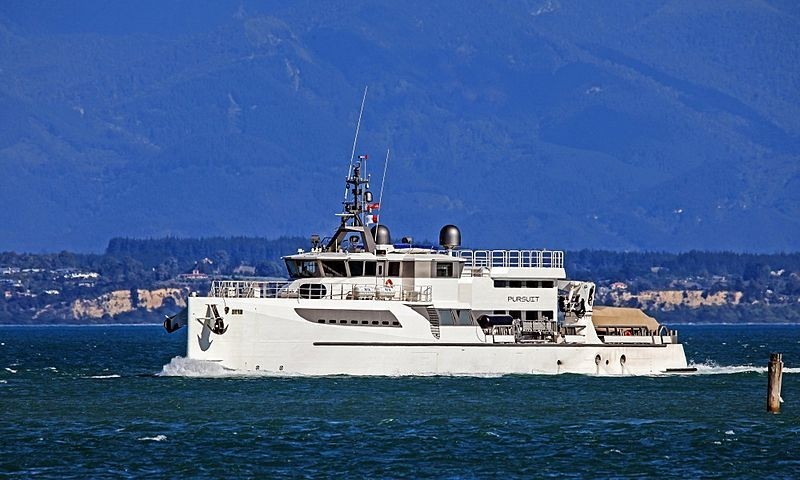 shadow motor yacht