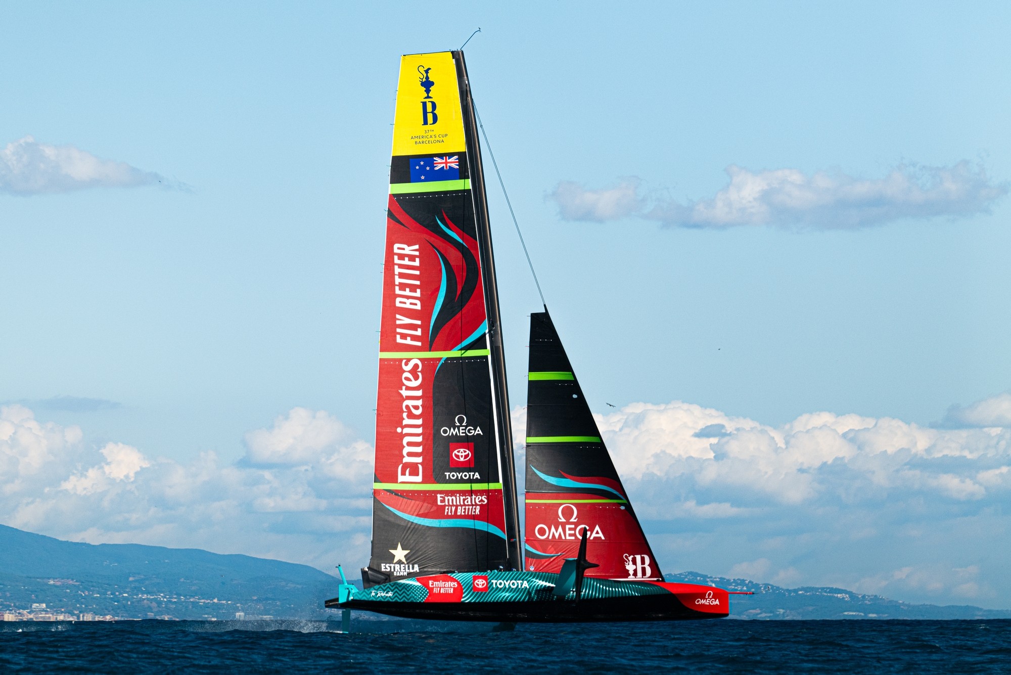 The Enduring Legacy of Louis Vuitton in the America's Cup - Nautic Magazine