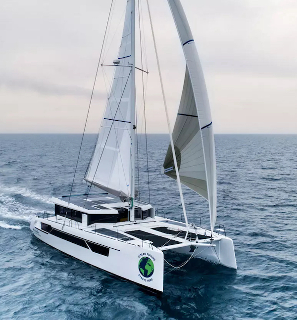 Windelo 54 yacht employing eco-composite materials, cruising in the ocean.